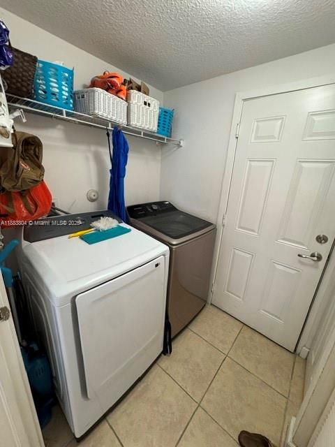 OAK HAMMOCK TOWNHOMES SUB - Residential