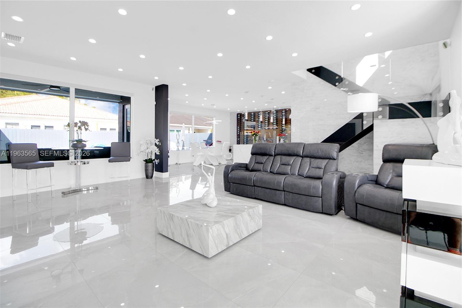 PARADISE REEF - Residential