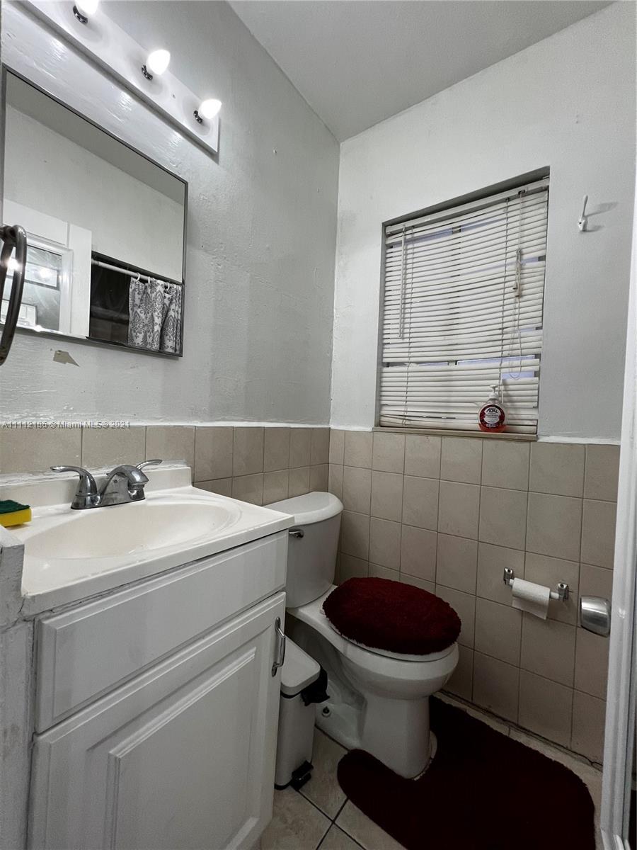 HENRY FORD SUB NO 1 - Residential Lease