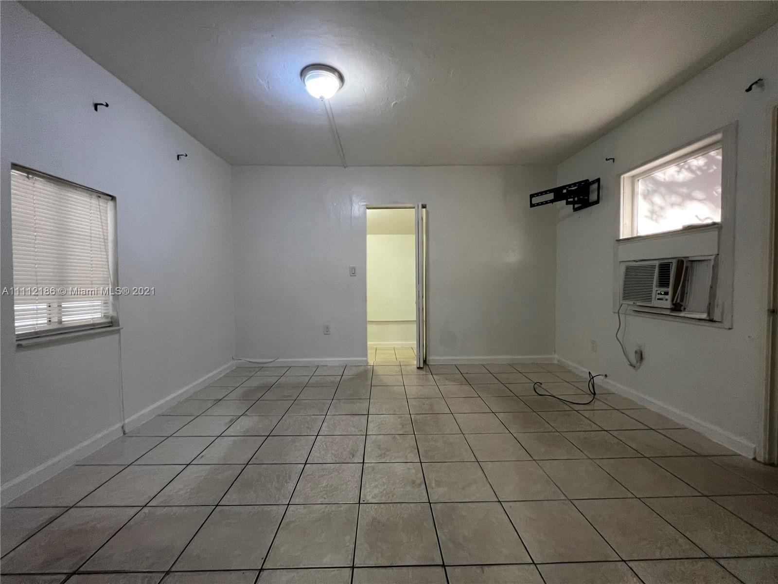 HENRY FORD SUB NO 1 - Residential Lease