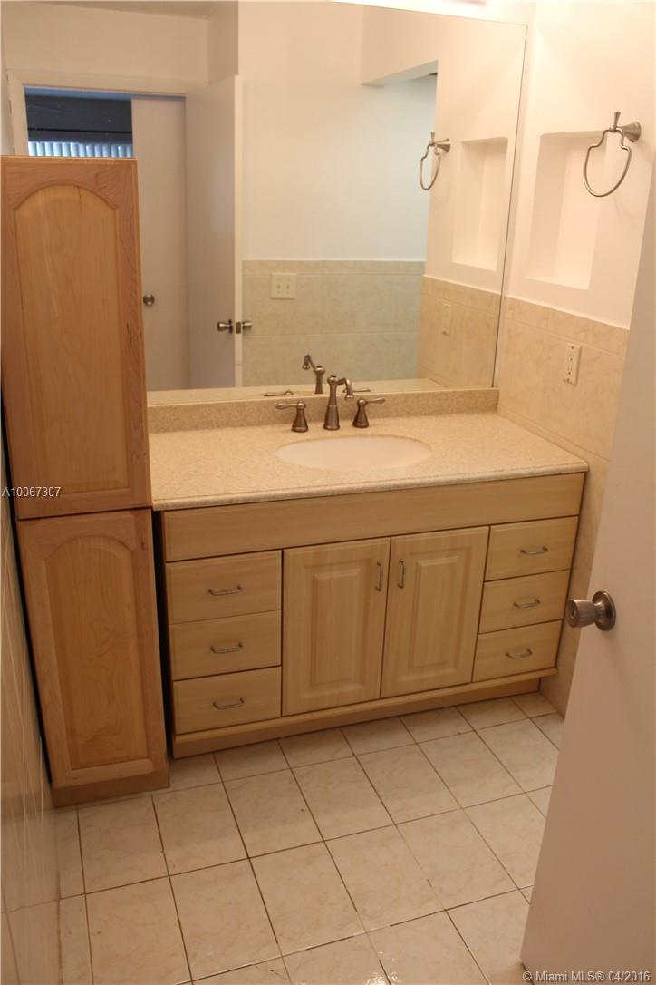 Carmel Lakes Condo - Residential Lease