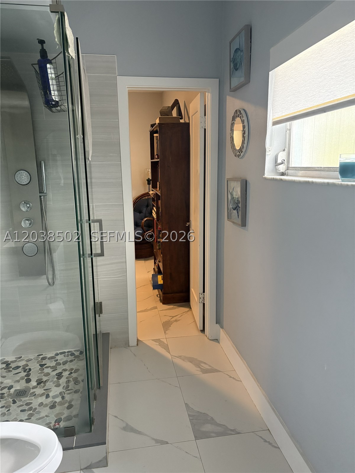 LARGO SOUND PARK - Residential Lease