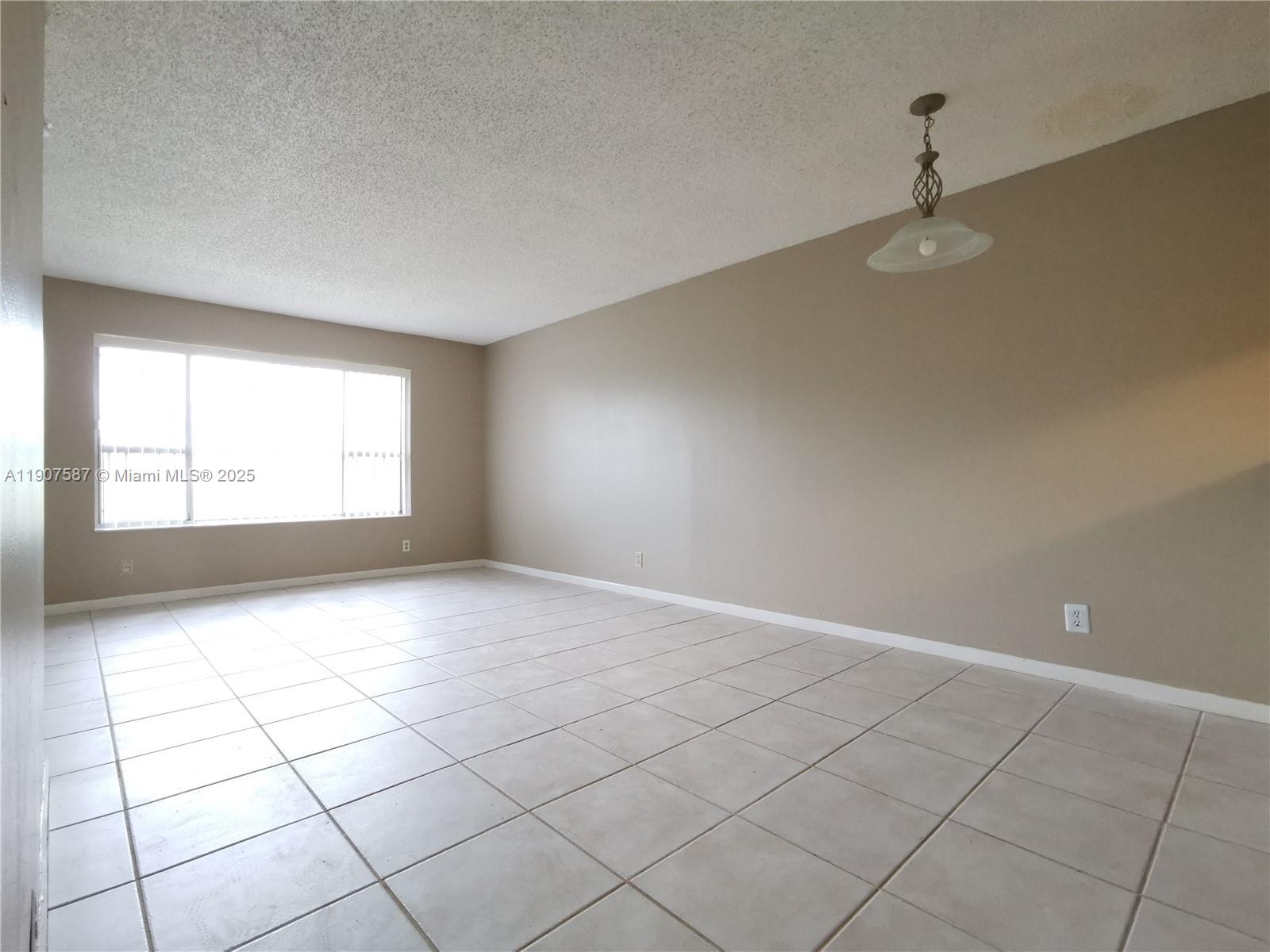 LAKEWOOD VILLAGE - Residential Lease