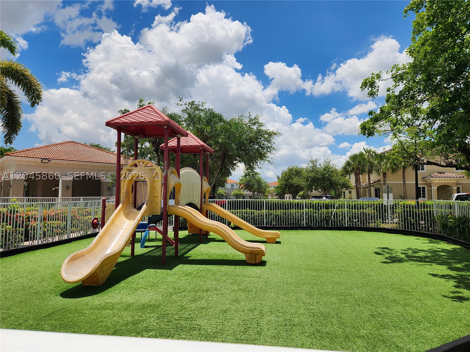 CALABRIA II CONDO - Residential