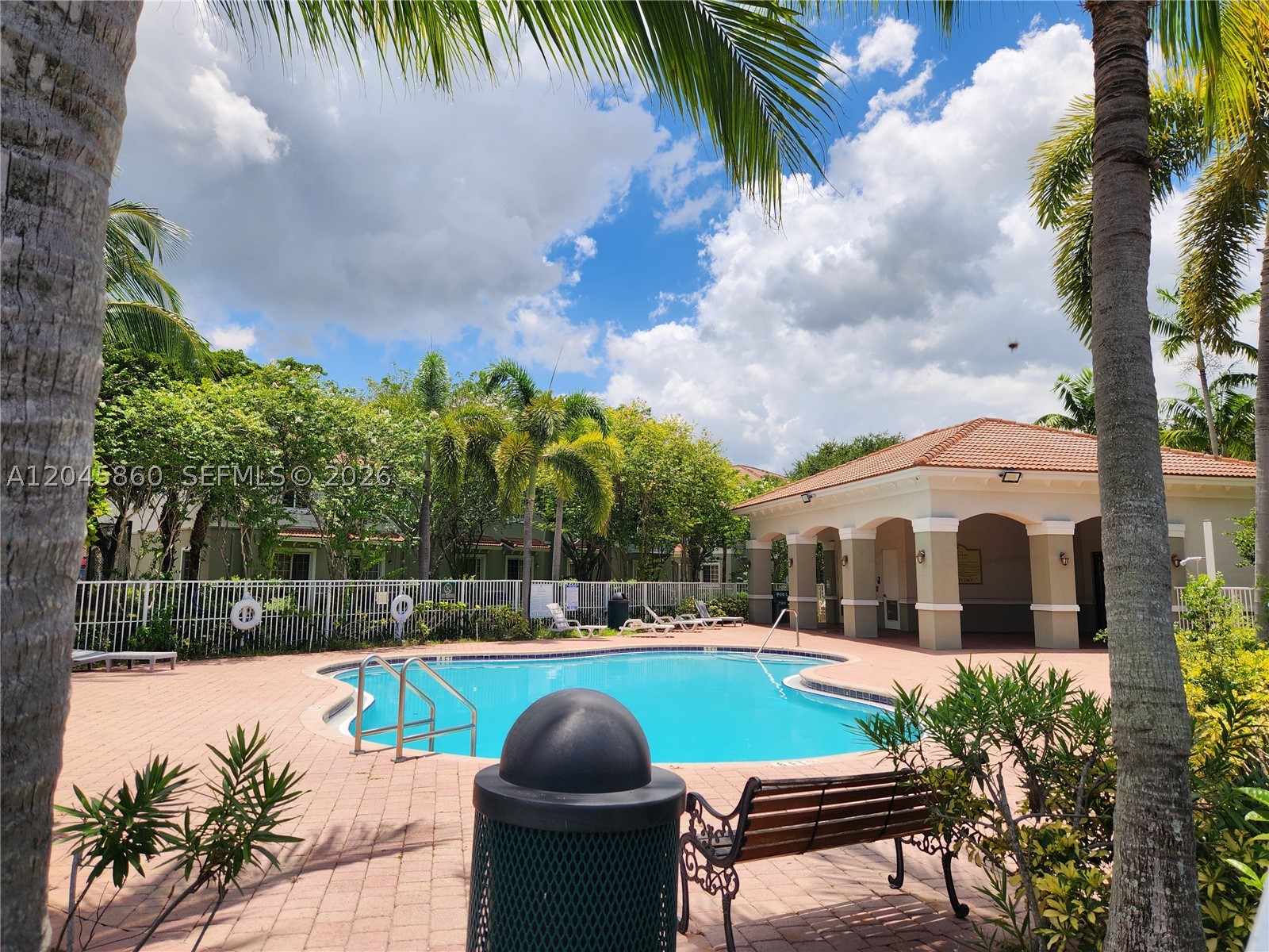 CALABRIA II CONDO - Residential
