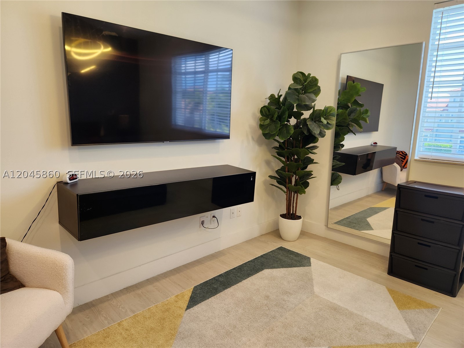 CALABRIA II CONDO - Residential