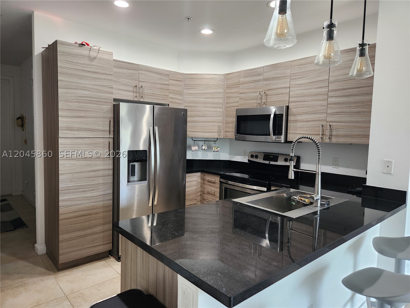 CALABRIA II CONDO - Residential