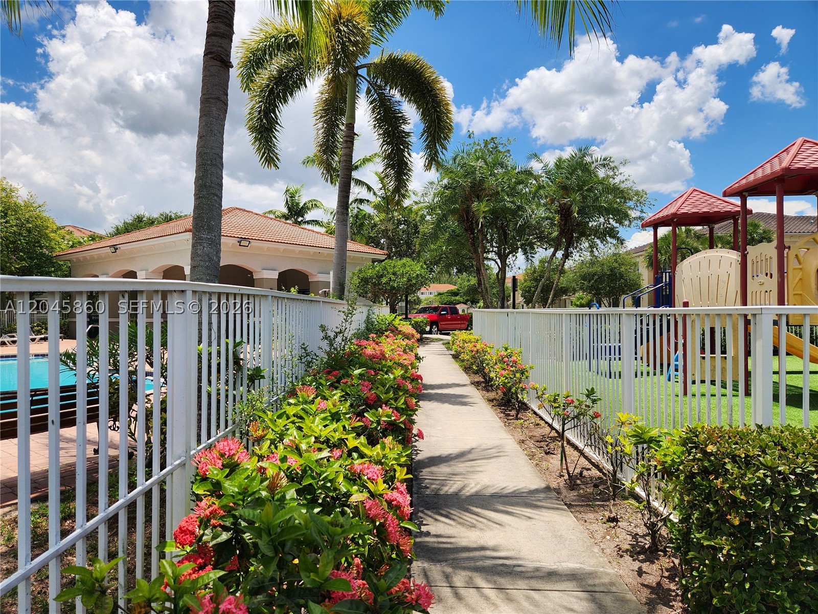 CALABRIA II CONDO - Residential