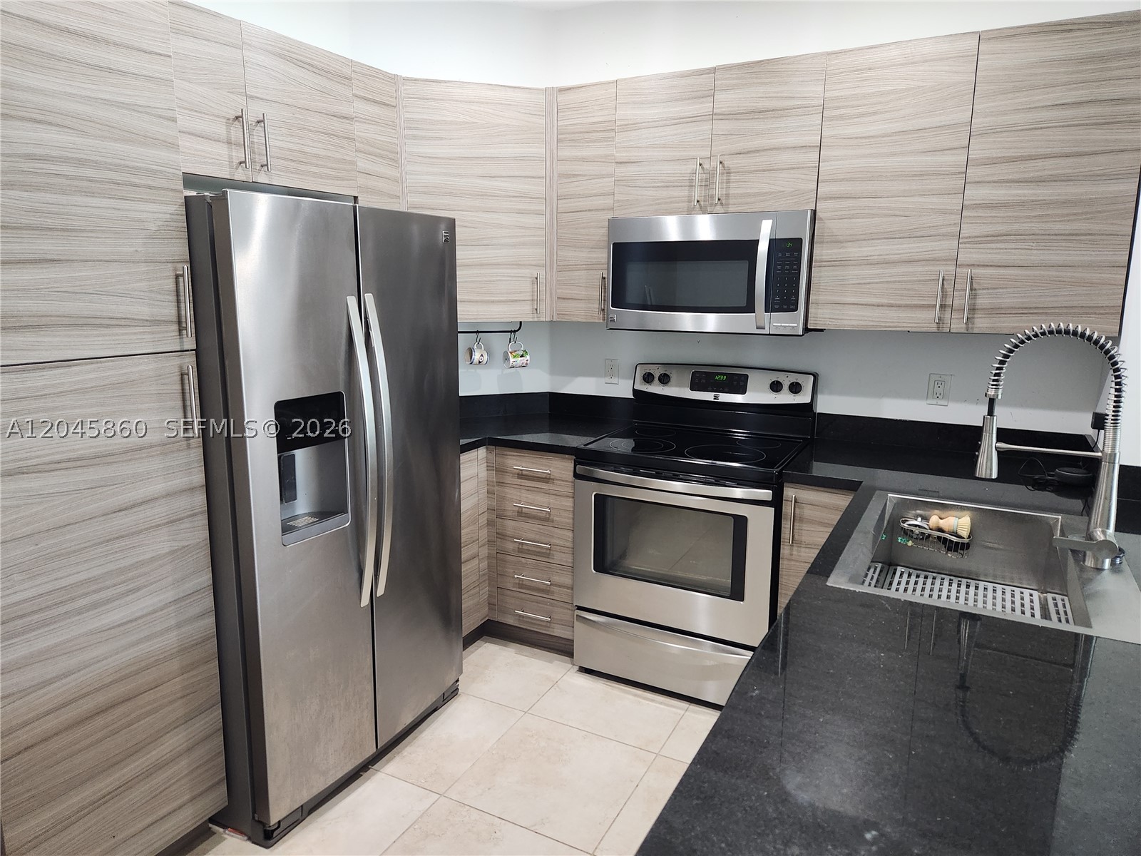 CALABRIA II CONDO - Residential
