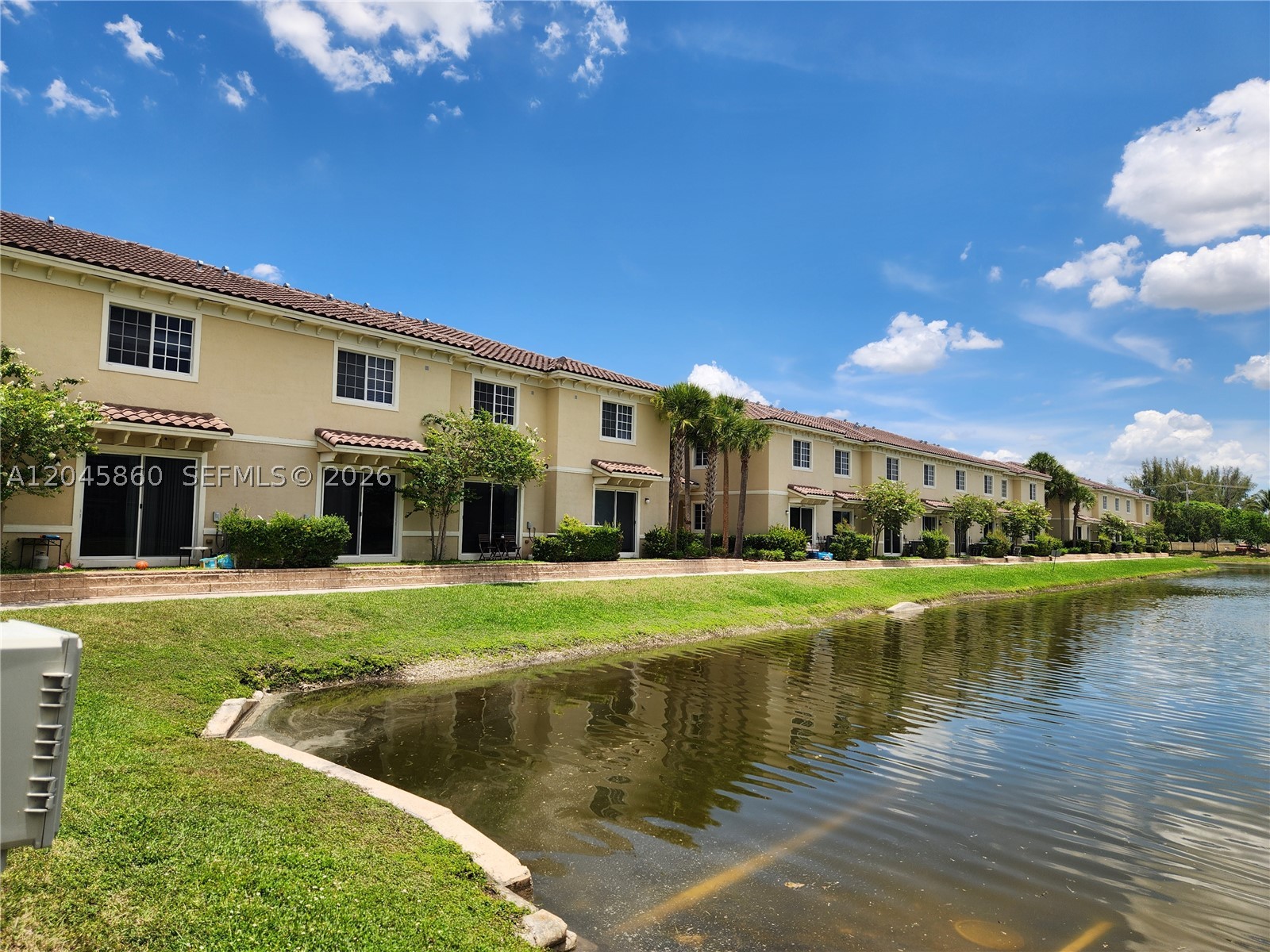 CALABRIA II CONDO - Residential