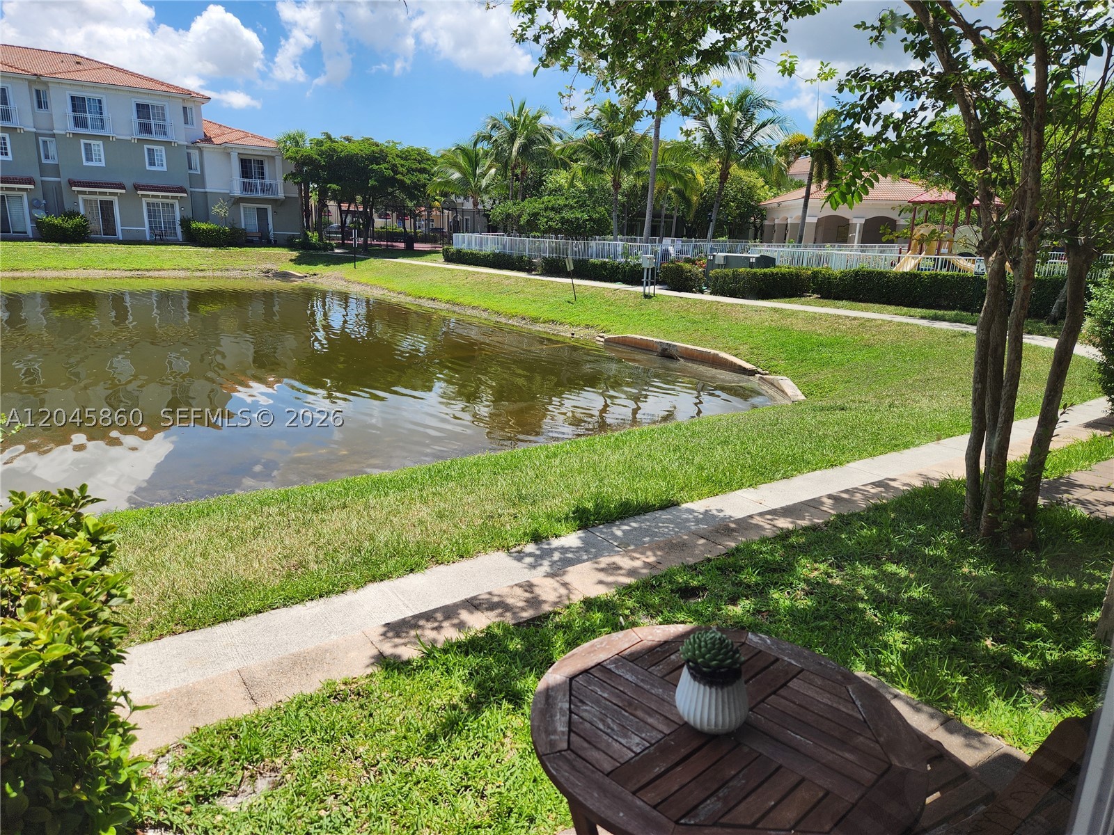 CALABRIA II CONDO - Residential