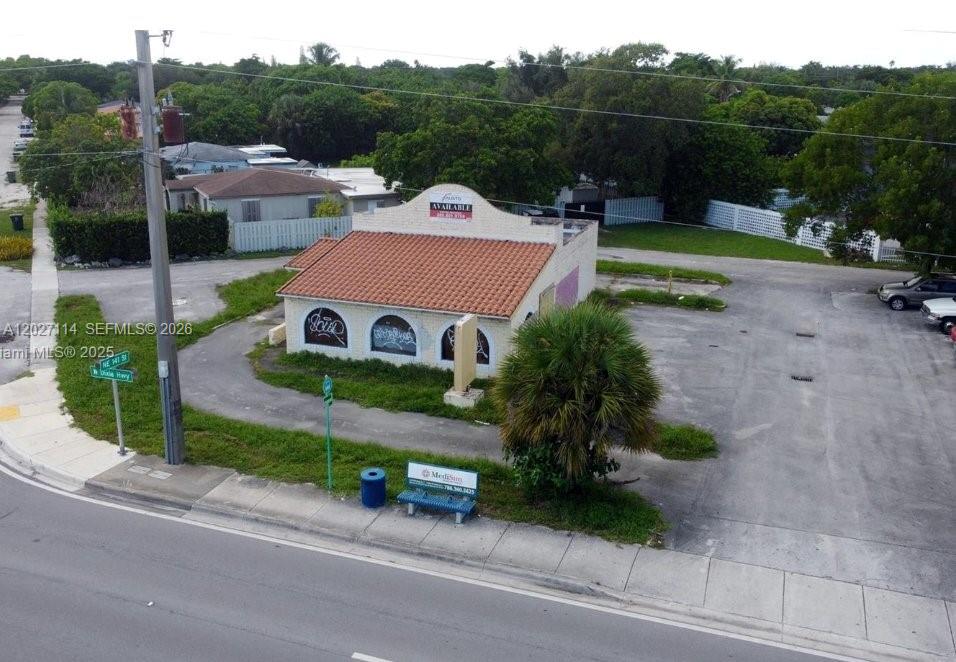 BISCAYNE HIGHLANDS - Land
