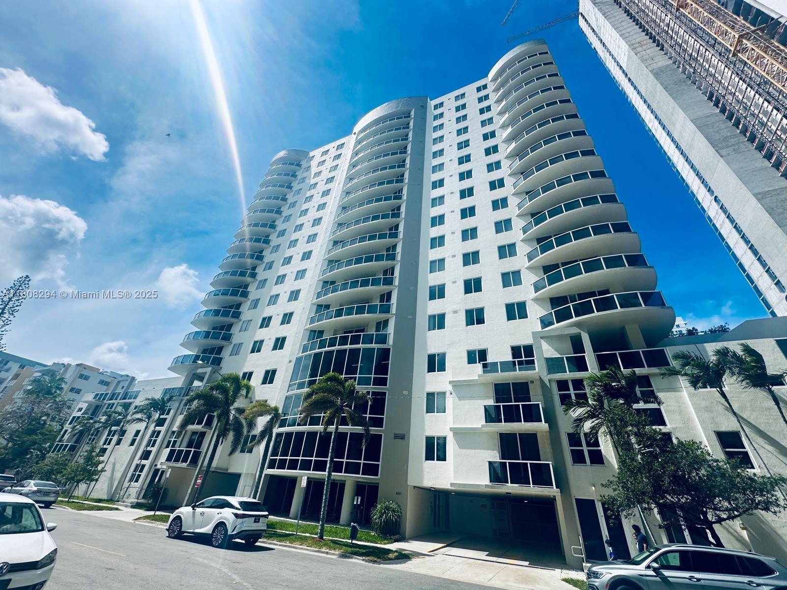 23 BISCAYNE BAY CONDO - Residential Lease