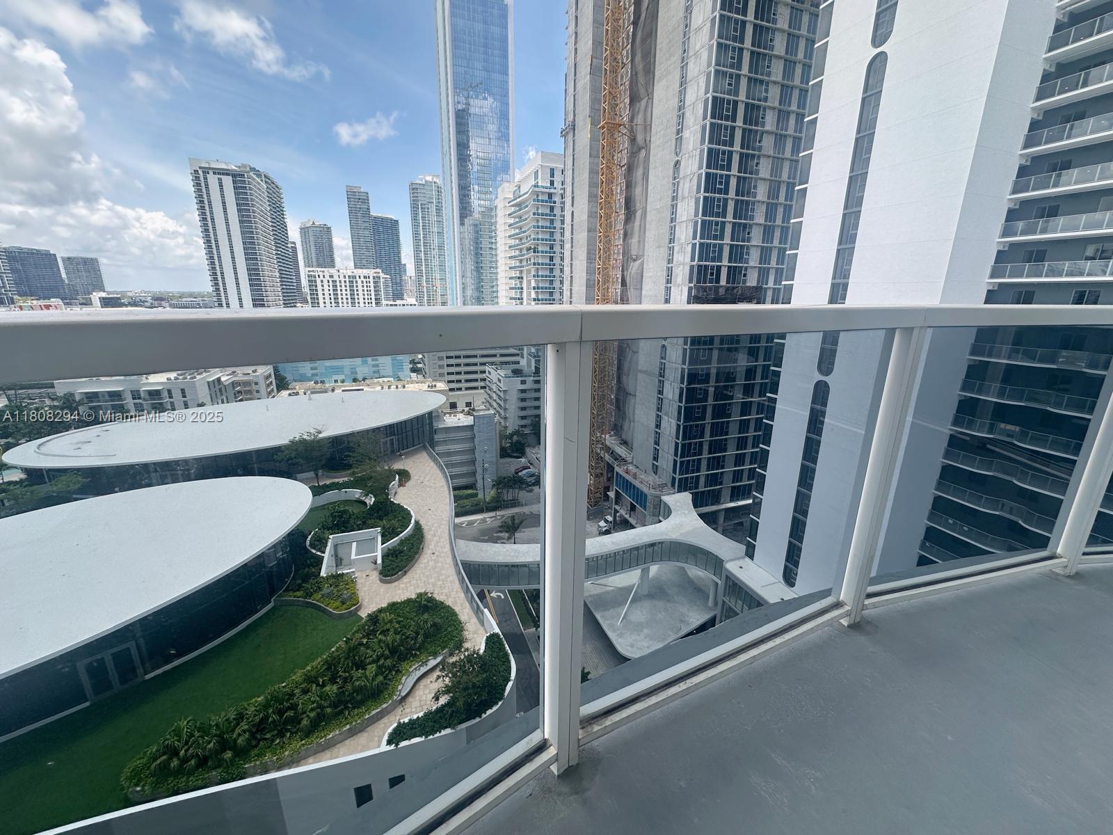 23 BISCAYNE BAY CONDO - Residential Lease