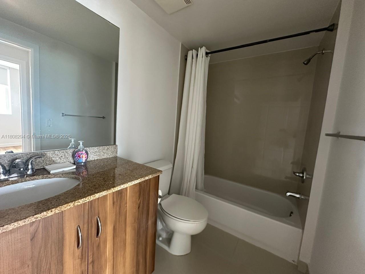 23 BISCAYNE BAY CONDO - Residential Lease