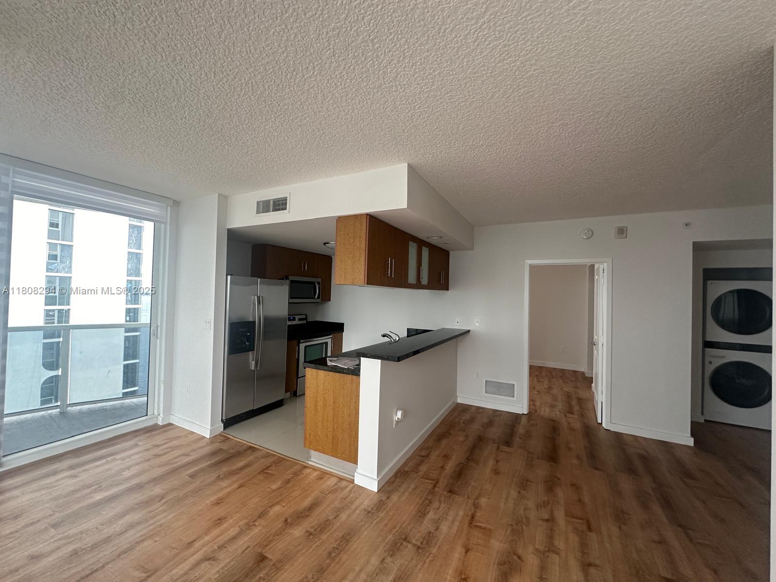 23 BISCAYNE BAY CONDO - Residential Lease