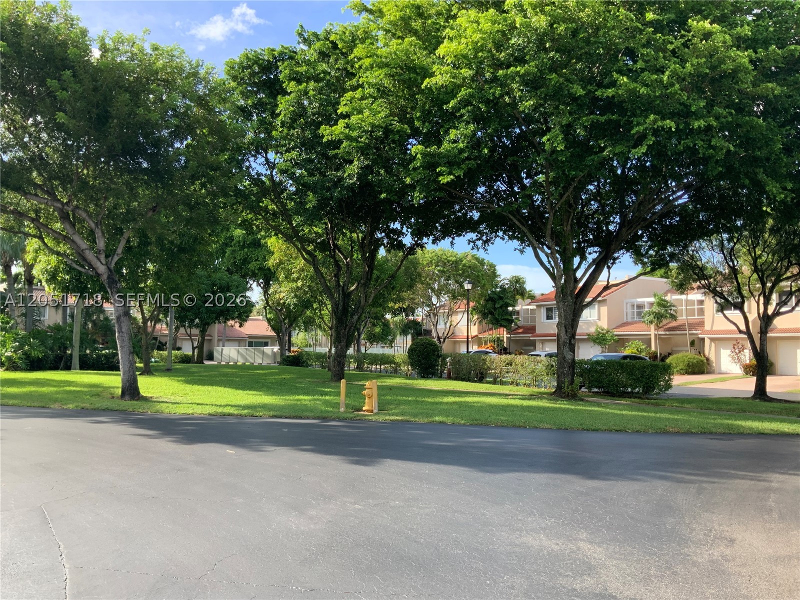 DORAL GREENS - Residential Lease
