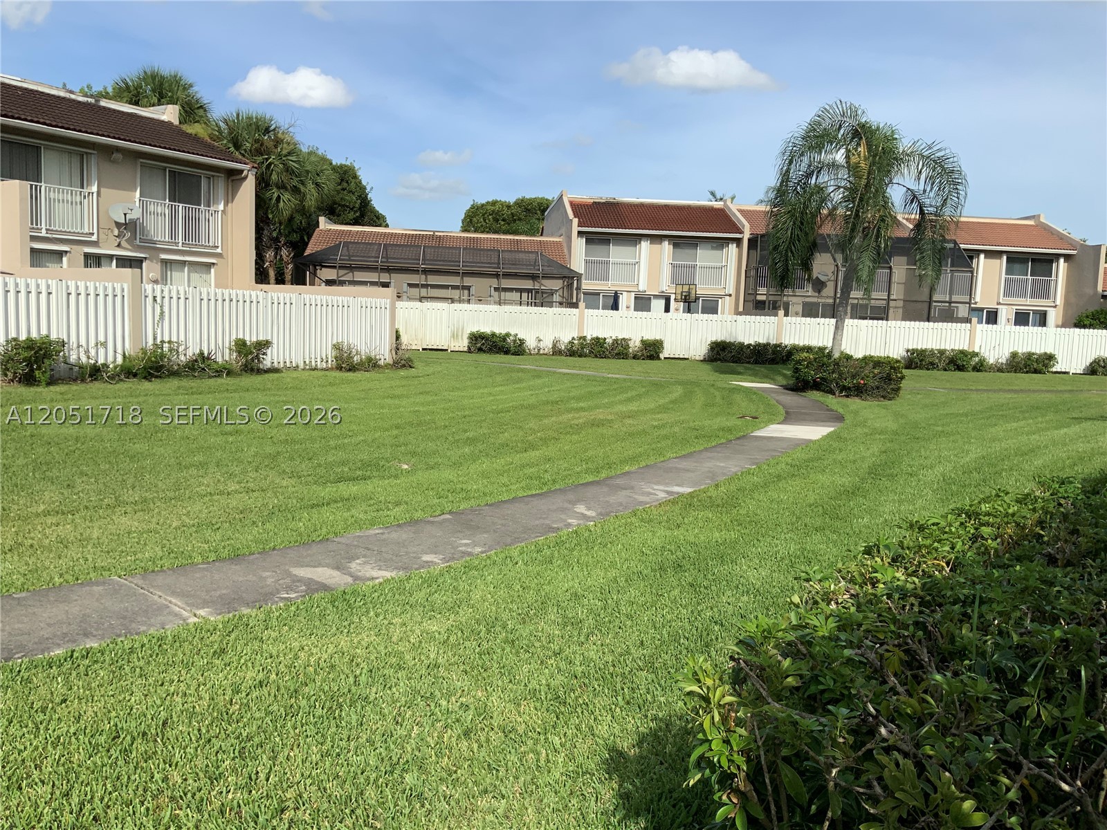DORAL GREENS - Residential Lease