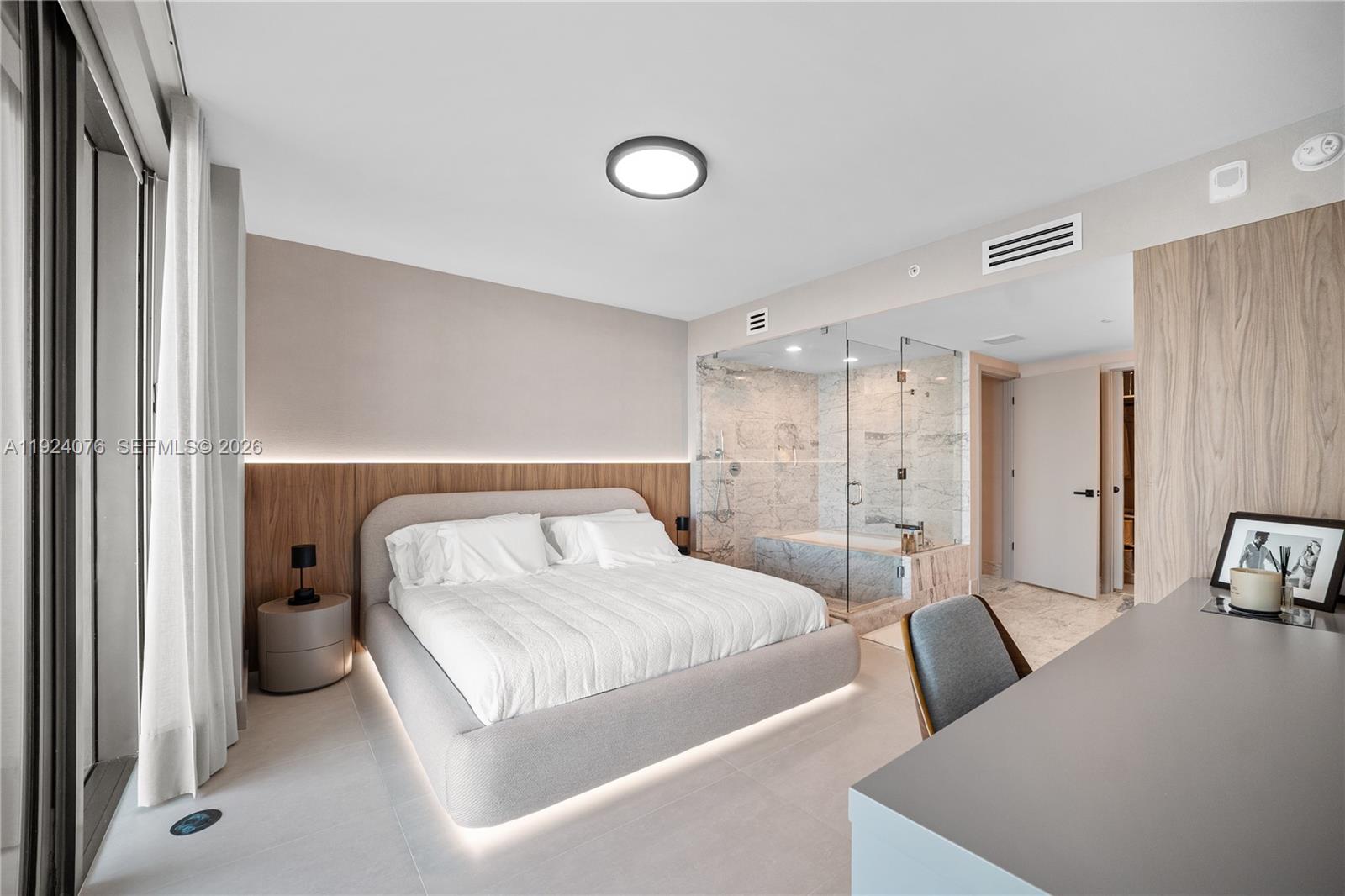 ONE PARAISO CONDO - Residential