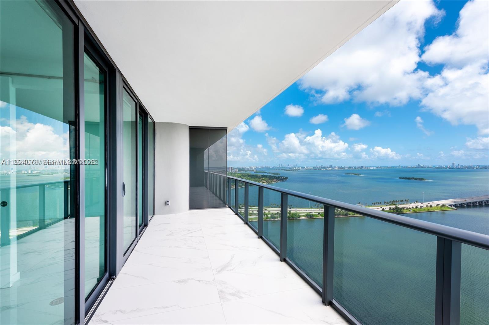 ONE PARAISO CONDO - Residential