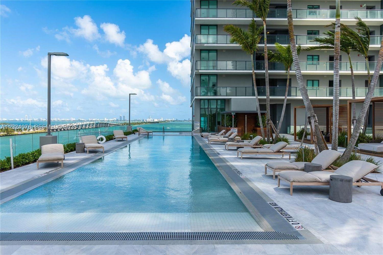 ONE PARAISO CONDO - Residential