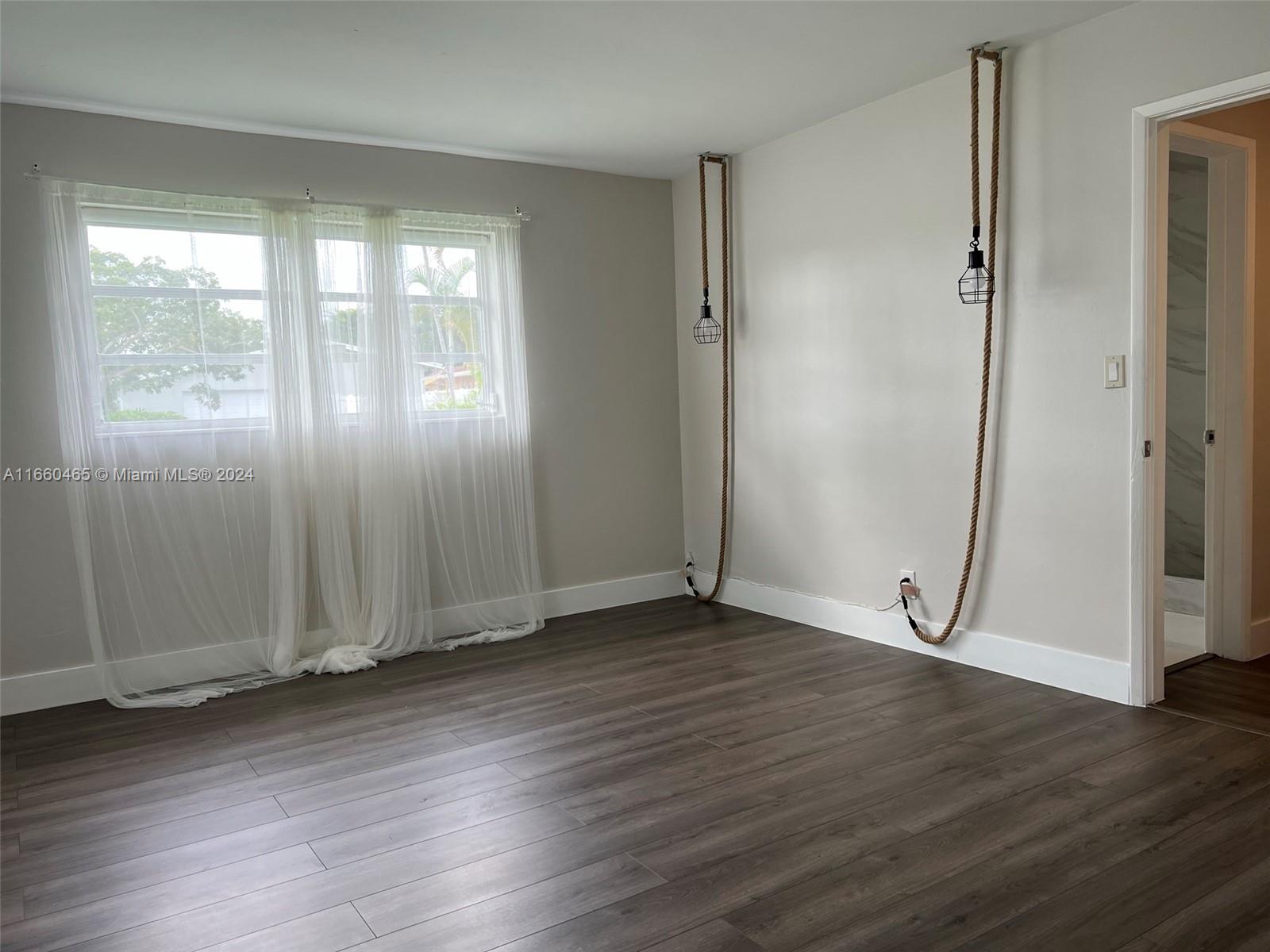 CORAL RIDGE ADD - Residential Lease