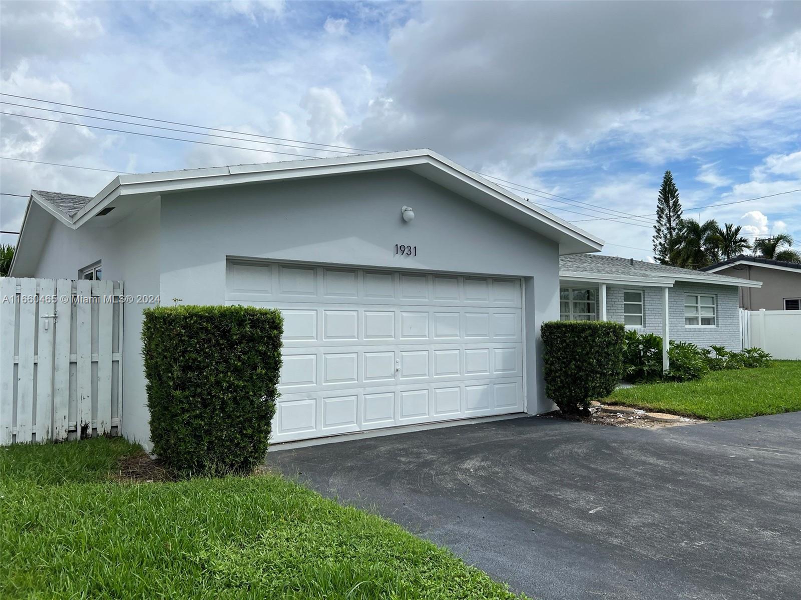 CORAL RIDGE ADD - Residential Lease