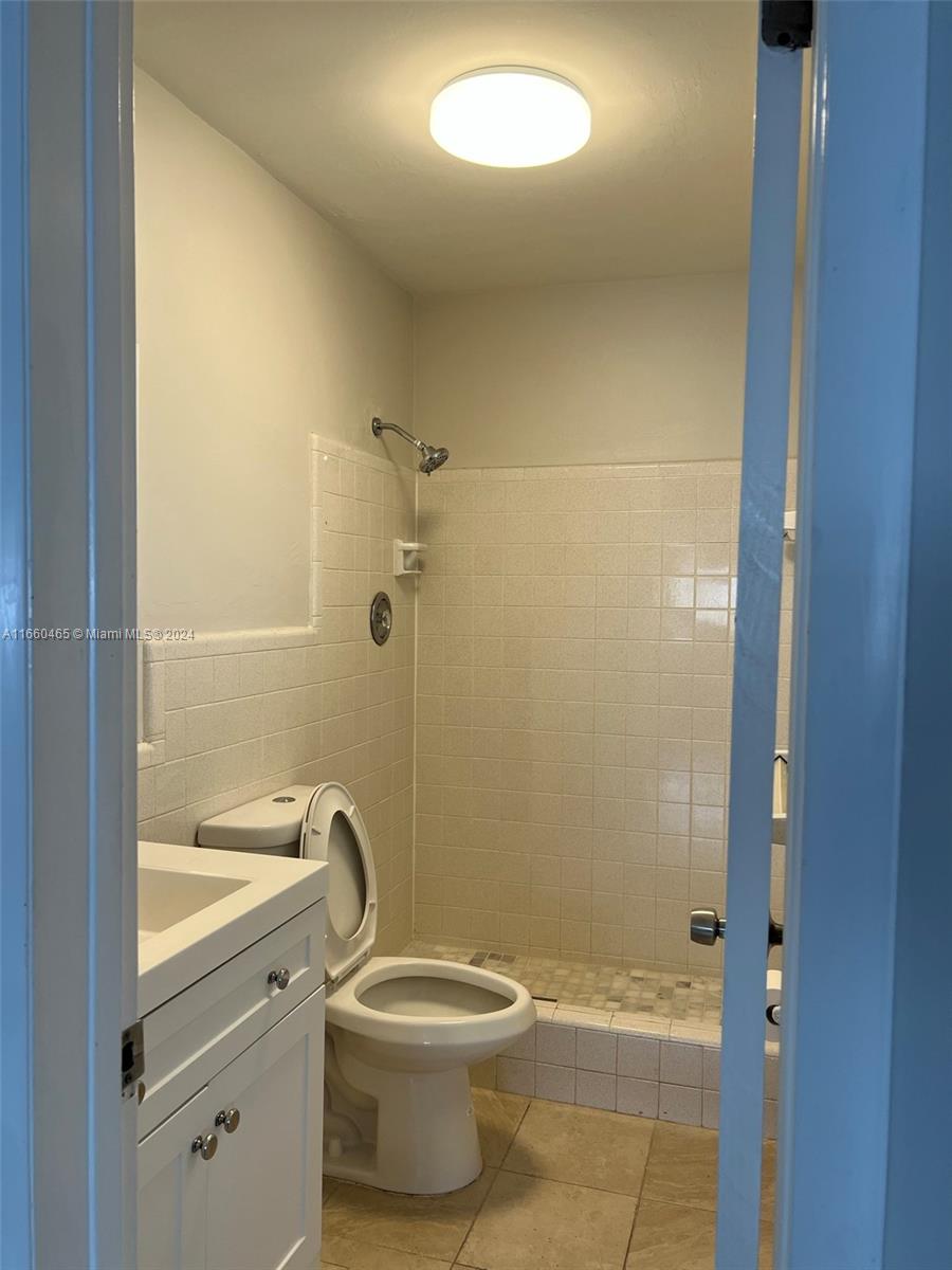 CORAL RIDGE ADD - Residential Lease
