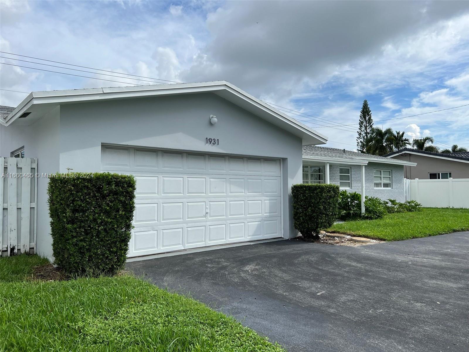 CORAL RIDGE ADD - Residential Lease