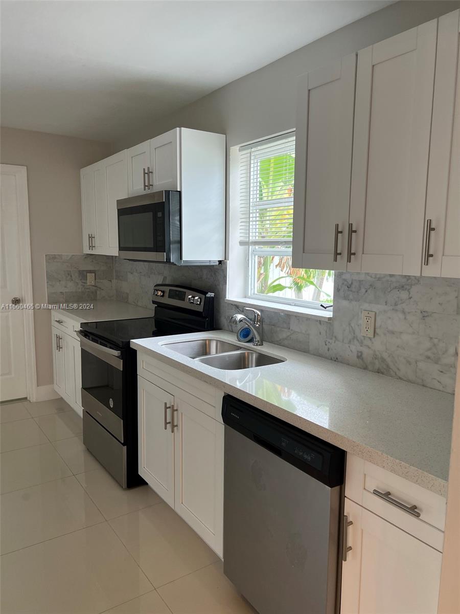 CORAL RIDGE ADD - Residential Lease