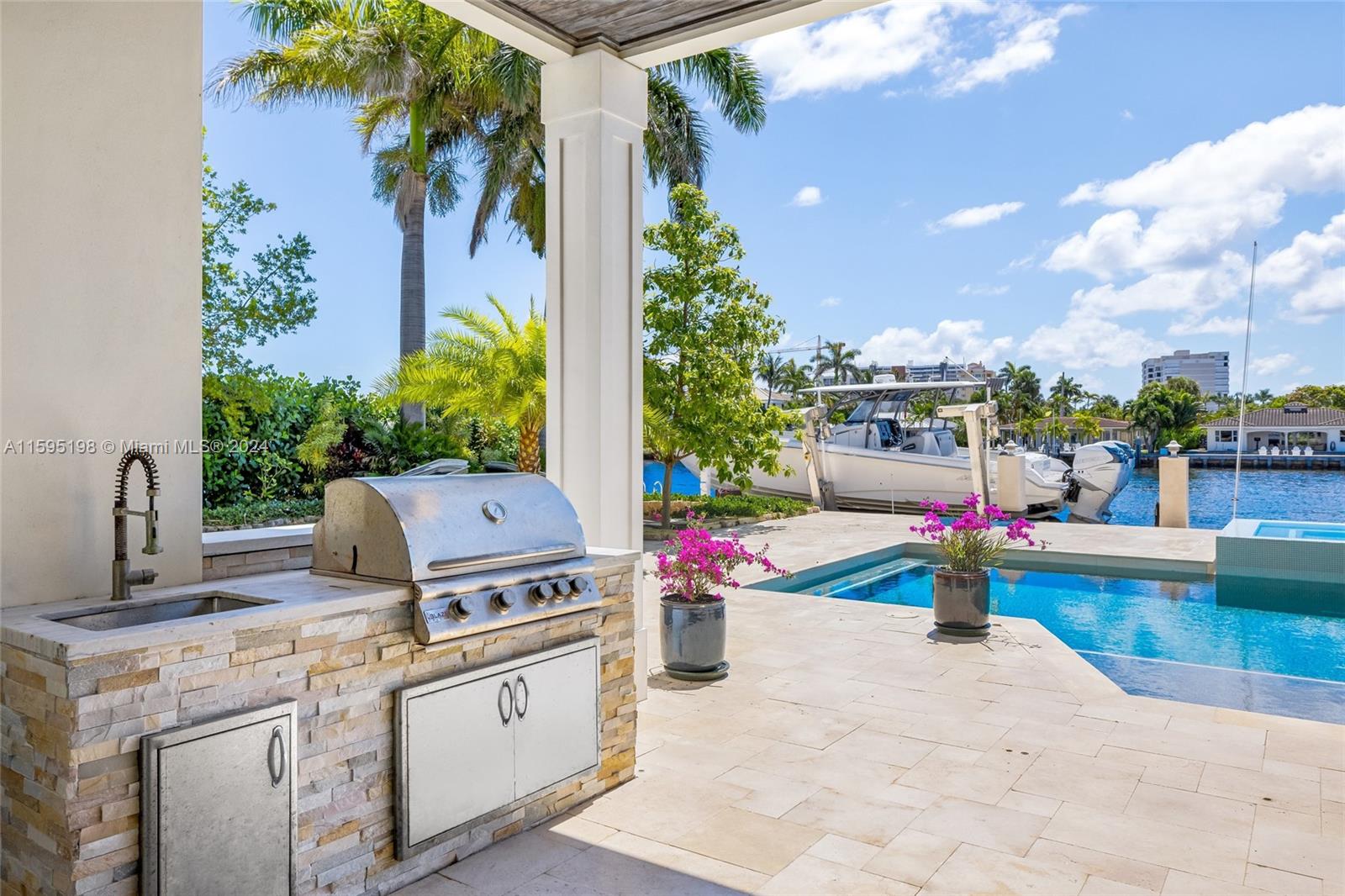 POMPANO ISLES SEC - Residential