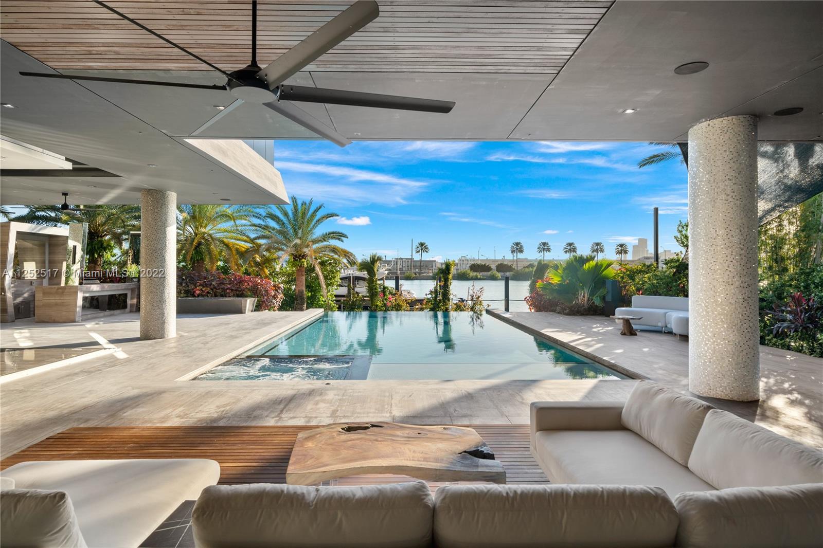 PALM ISLAND - Residential
