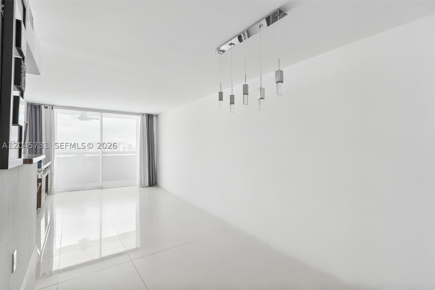 Experience the best of South Beach living in this spacious 2-bedroom, 2-bathroom residence at Parc Plaza, a sought-after boutique condominium just blocks from the beach. Ideally located on Washington Avenue, you'll enjoy an unbeatable walkable lifestyle with easy access to Lincoln Road, world-class restaurants, cafés, shopping, museums, parks, the Miami Beach Convention Center, the New World Symphony, and all the entertainment South Beach is known for.

Parc Plaza offers the perfect balance of privacy and convenience with full-service amenities, including a rooftop pool with panoramic city views, fitness center, sauna, concierge, secure entry, assigned parking, additional storage, and more. Best of all, there are no special assessments, providing added value and peace of mind for future owners. Whether you're looking for a primary residence, vacation home, or investment opportunity, this is your chance to own in one of Miami Beach's most desirable boutique buildings.