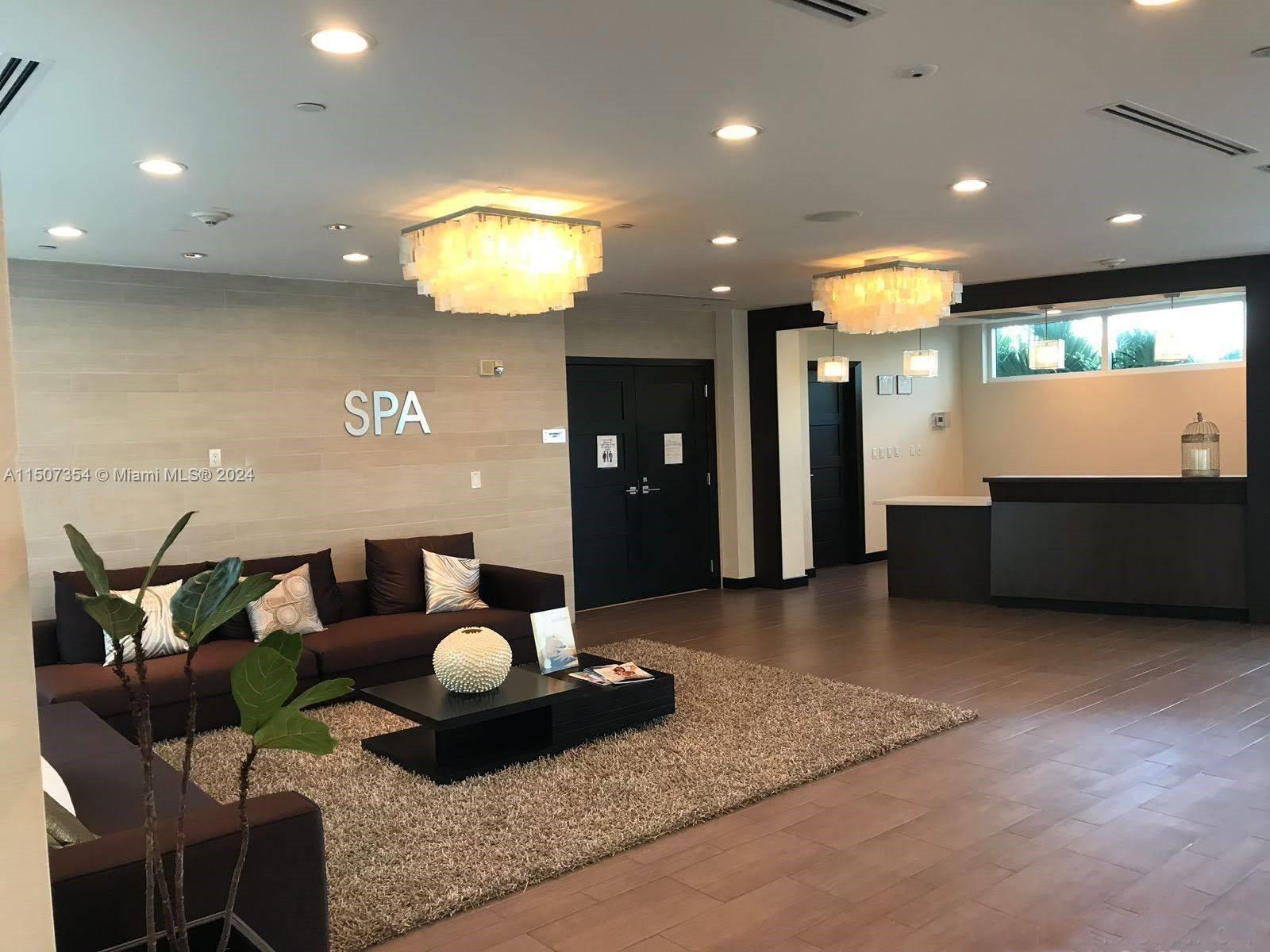 THE PENINSULA II CONDO - Residential Lease