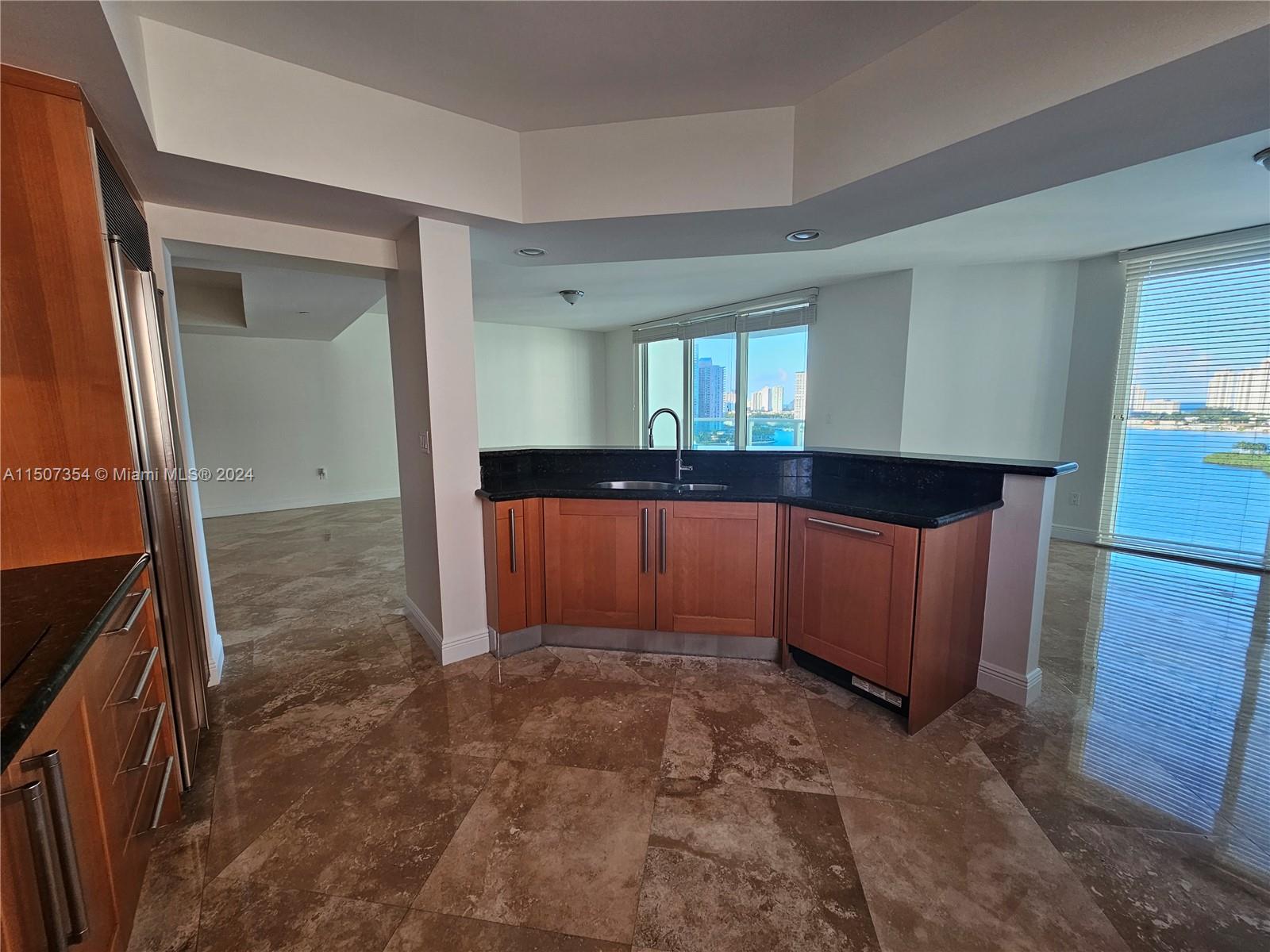 THE PENINSULA II CONDO - Residential Lease