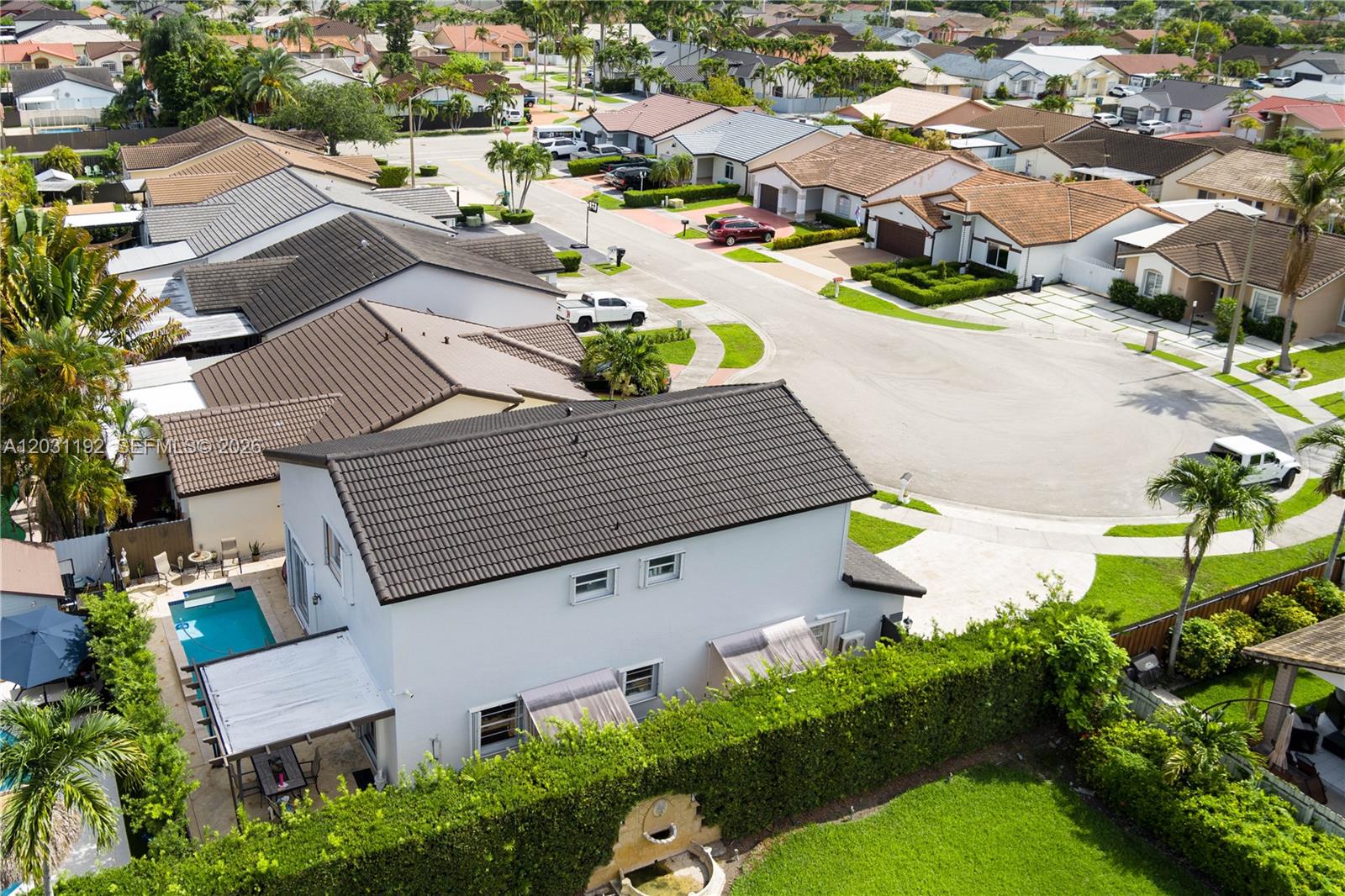 RIVIERA WEST - Residential