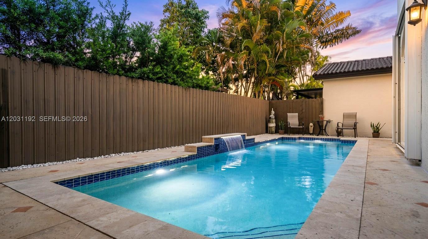 RIVIERA WEST - Residential