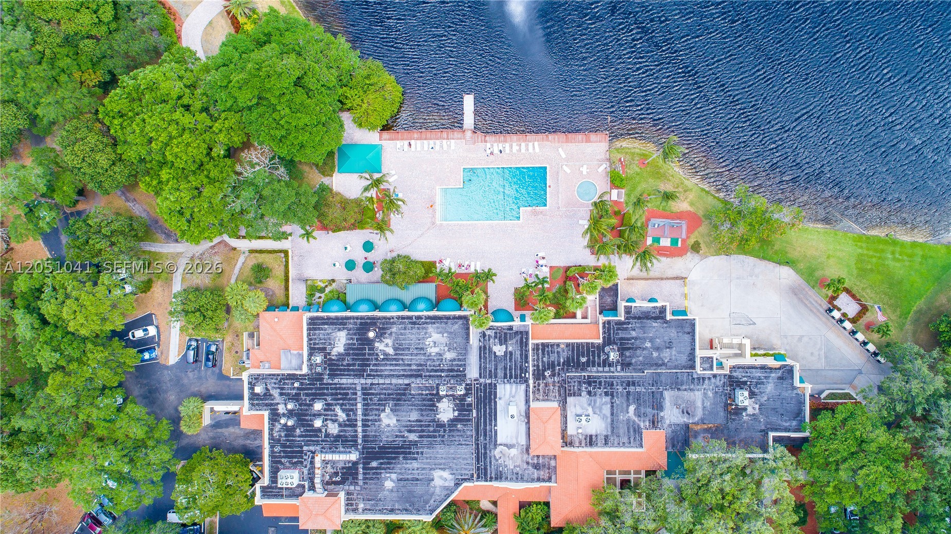 PINE ISLAND RIDGE - Residential
