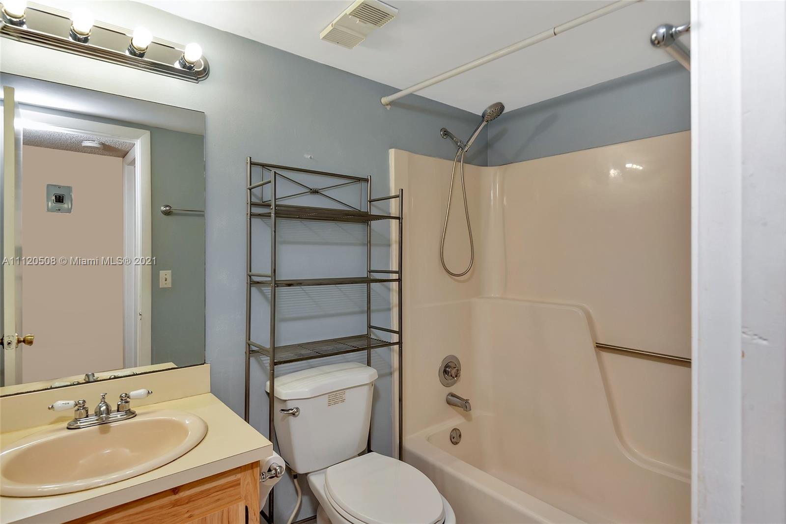 LUCERNE LAKES GOLF COLONY - Residential