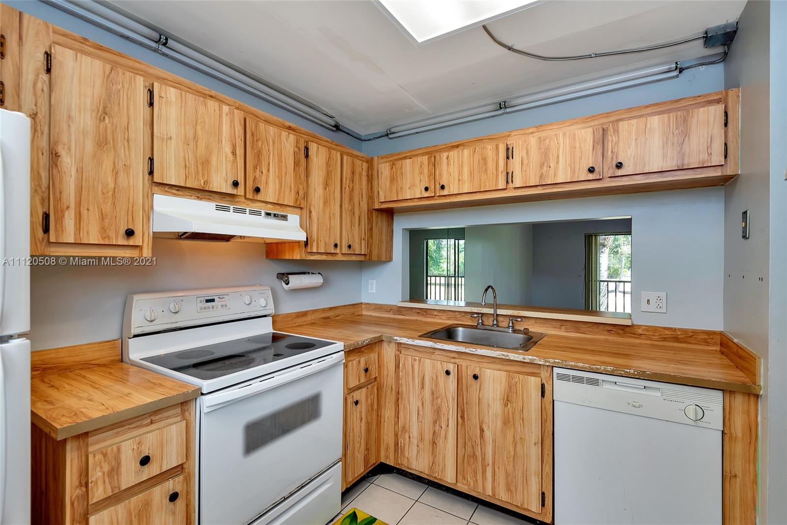 LUCERNE LAKES GOLF COLONY - Residential