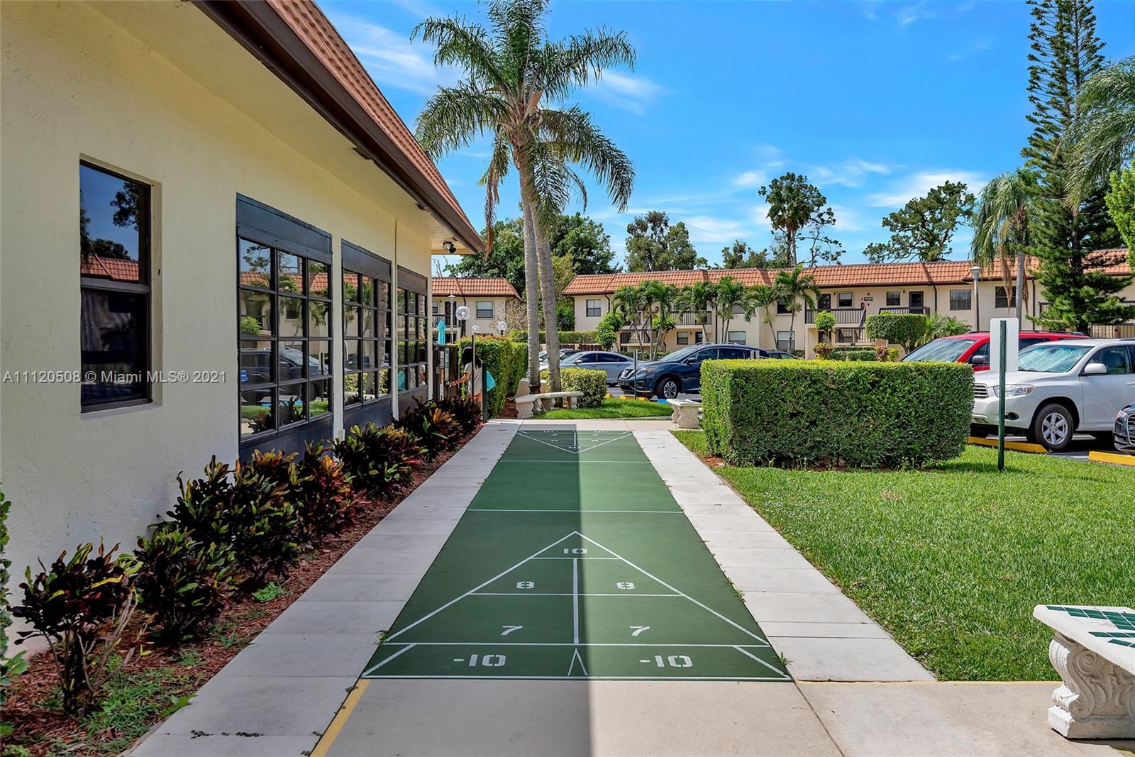 LUCERNE LAKES GOLF COLONY - Residential