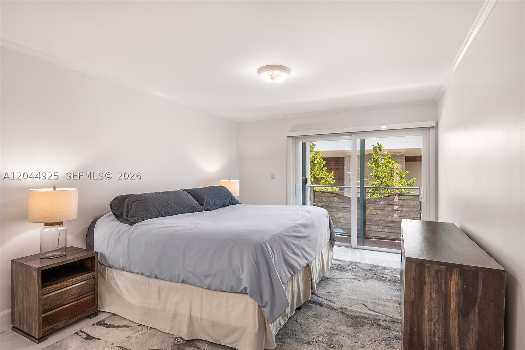 ISLAND CLUB OF SOUTH BEACH - Residential
