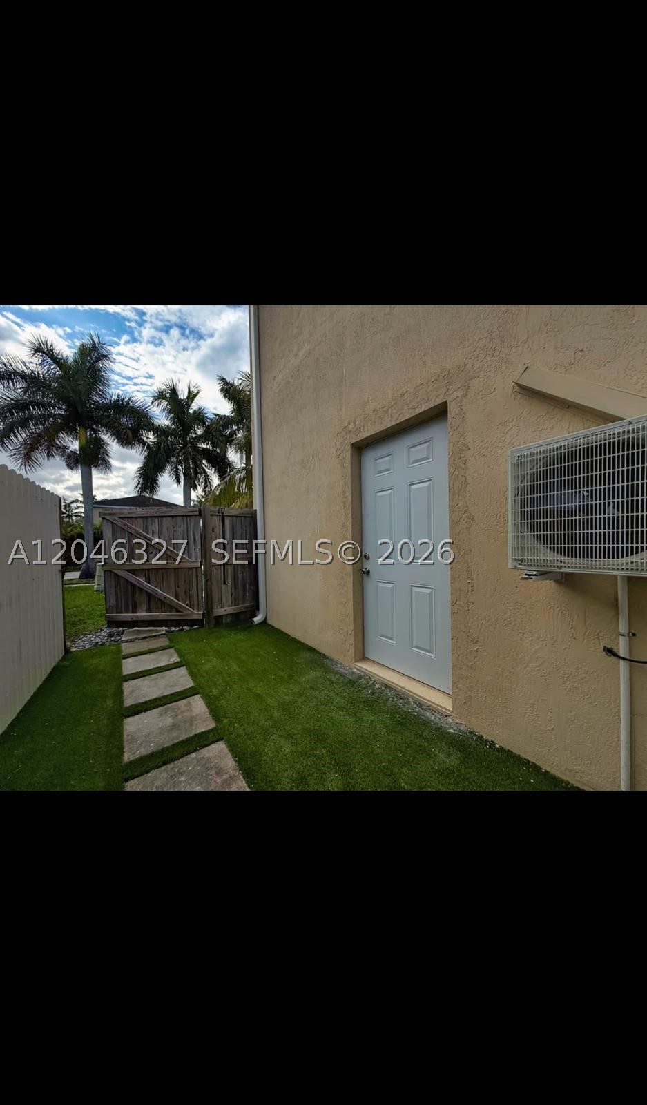 RAULS PLACE AT OASIS - Residential