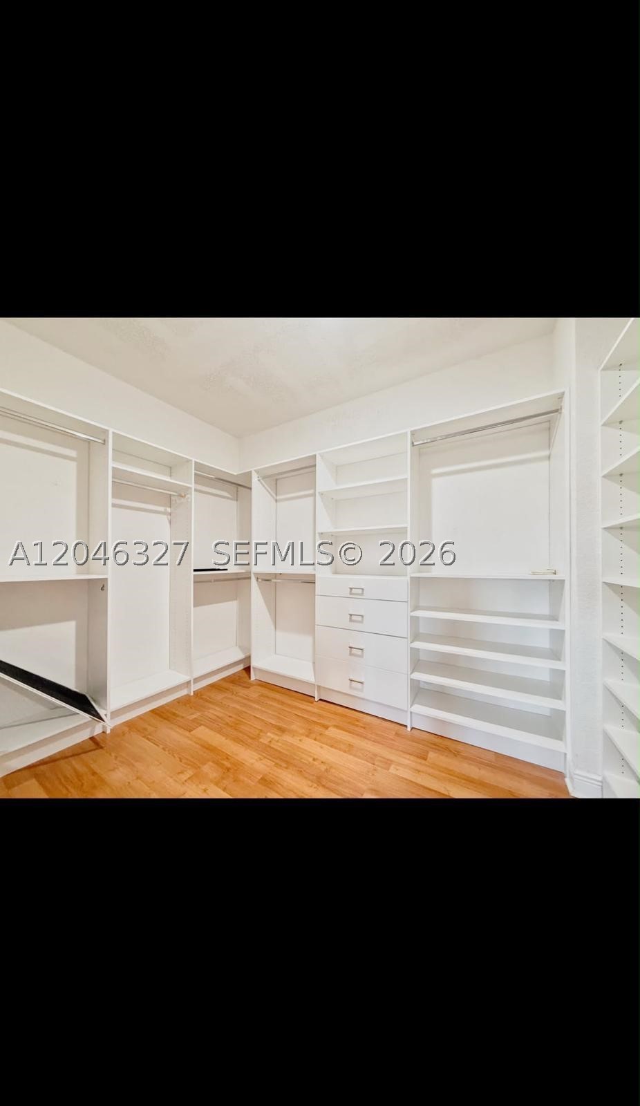 RAULS PLACE AT OASIS - Residential