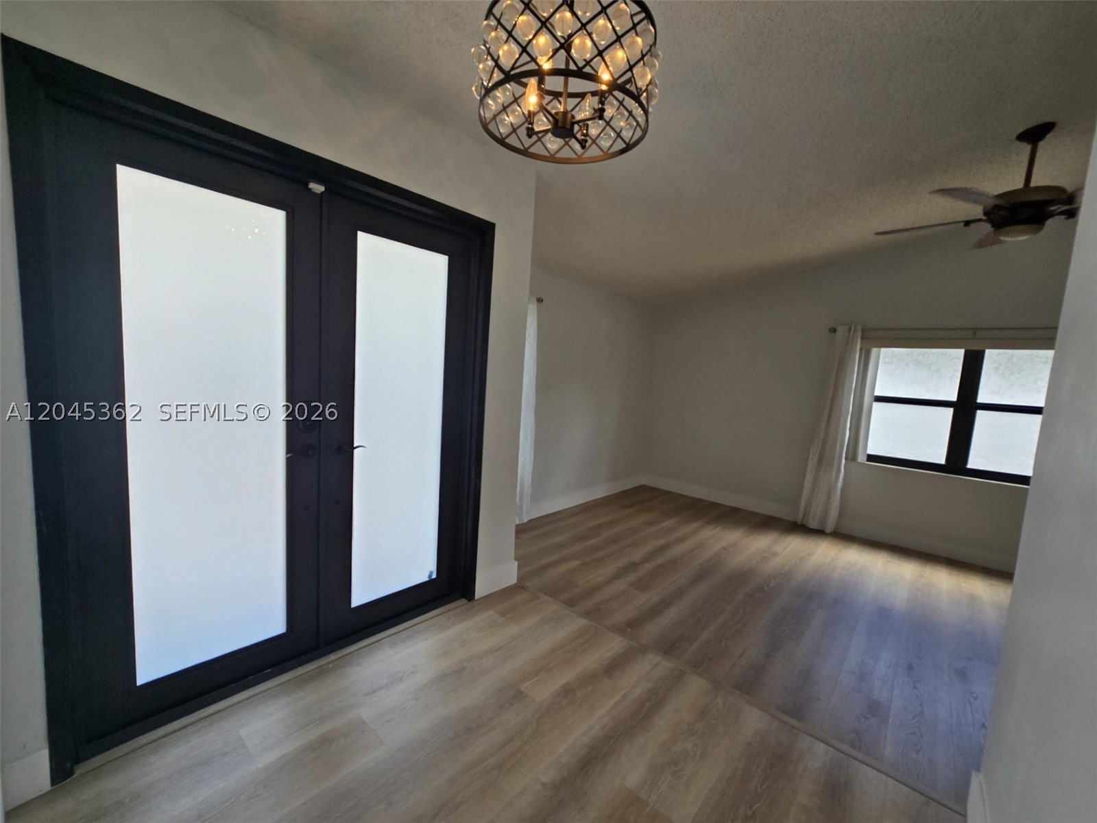 LES CHALETS II - Residential Lease
