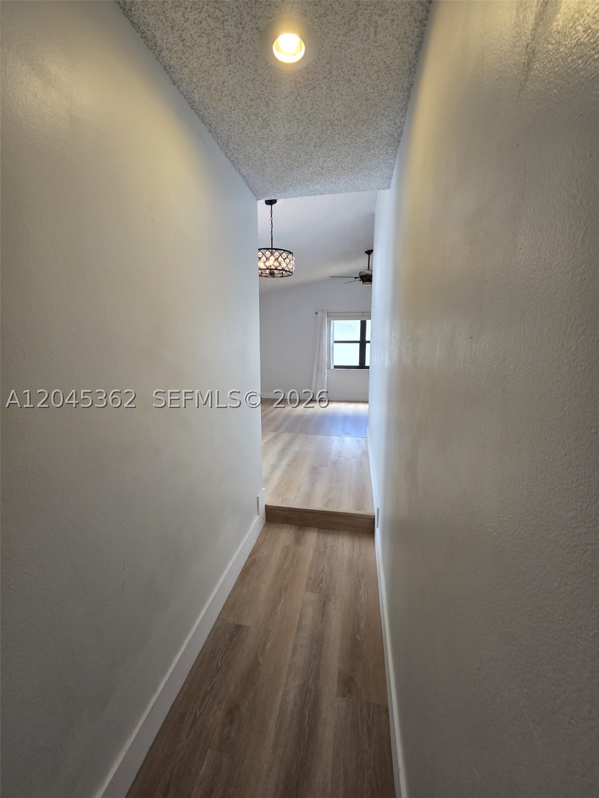 LES CHALETS II - Residential Lease