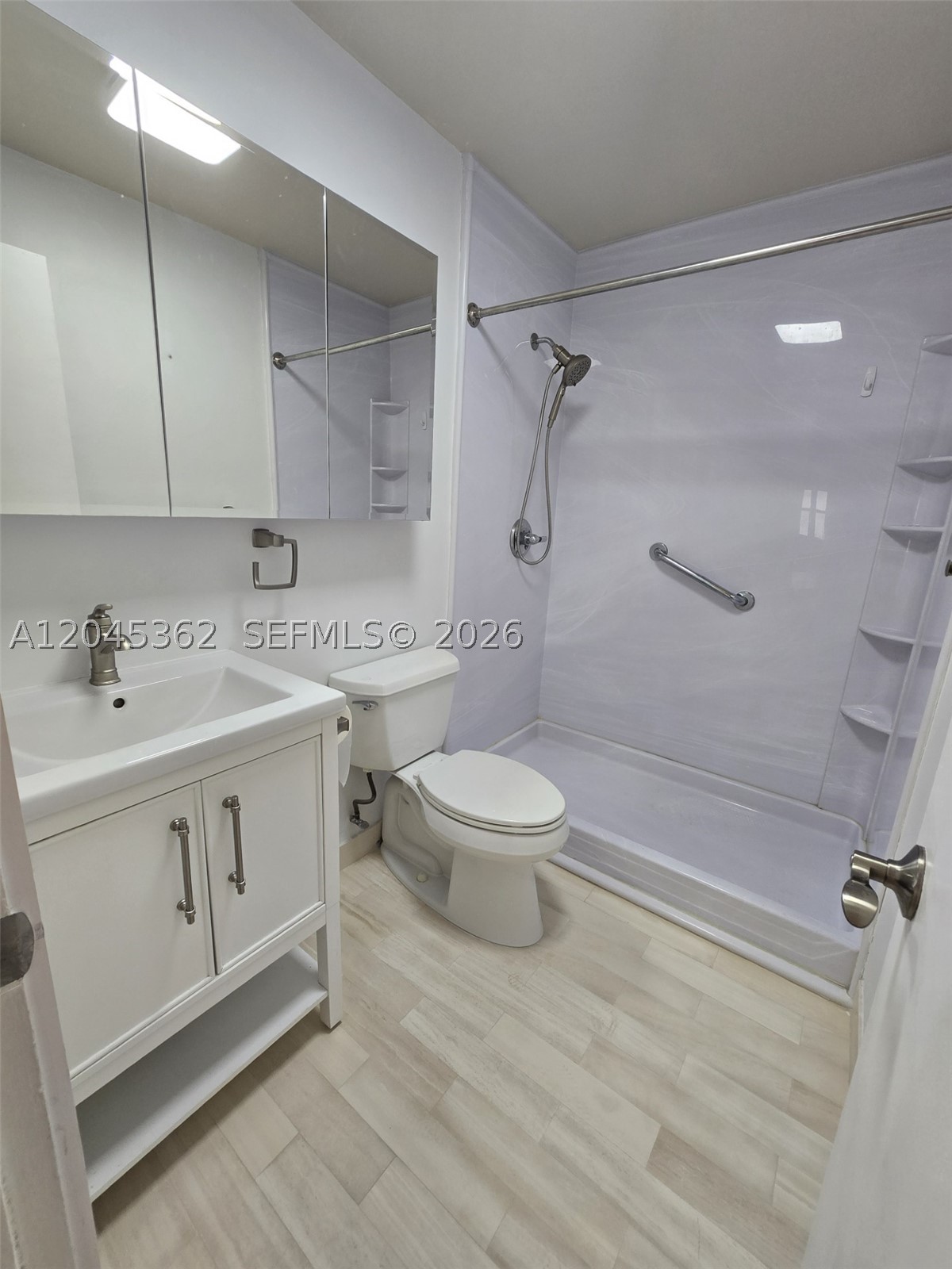 LES CHALETS II - Residential Lease