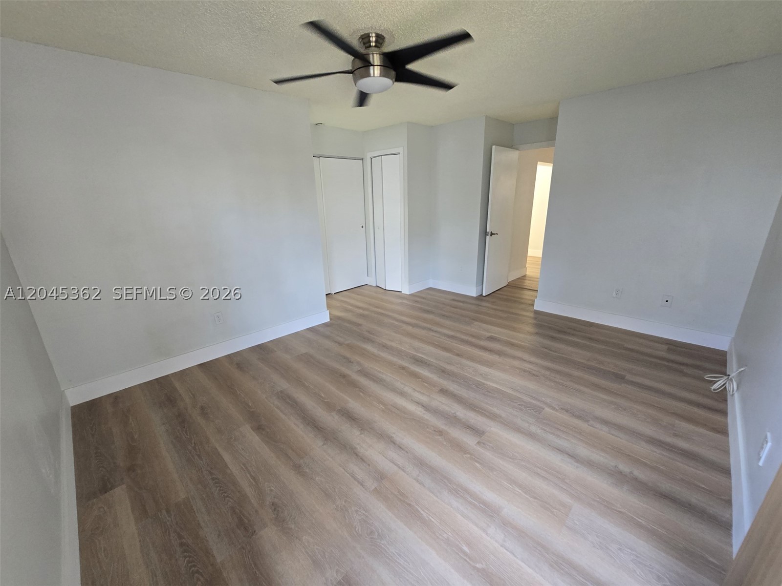 LES CHALETS II - Residential Lease