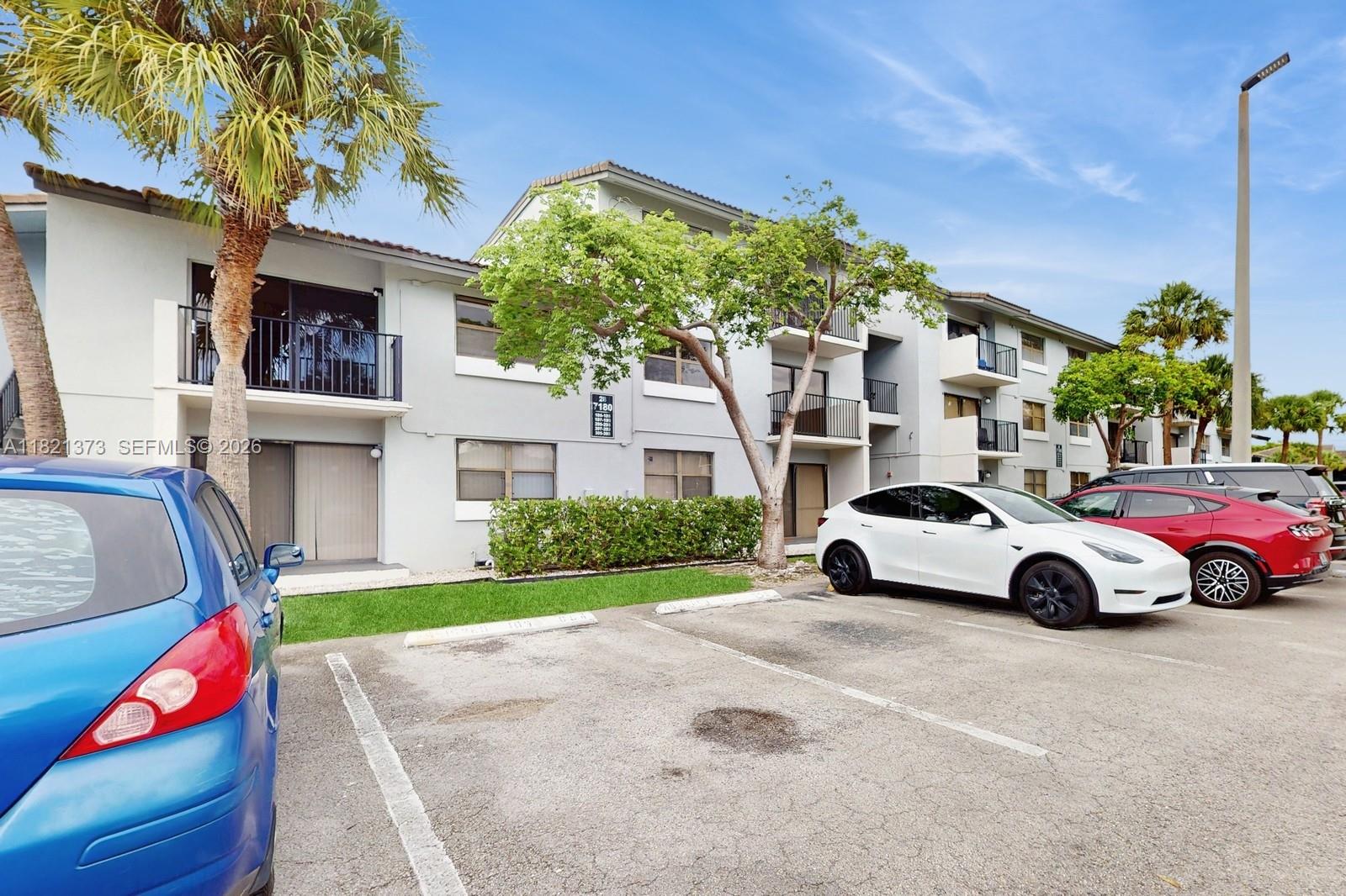 VILLA BELLINI CONDO - Residential