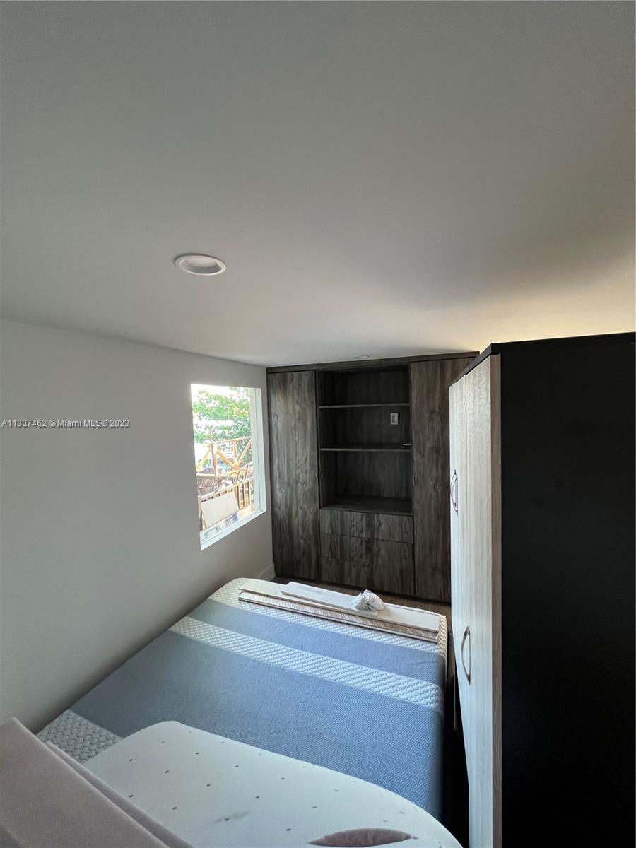 WINONA PARK - Residential Lease